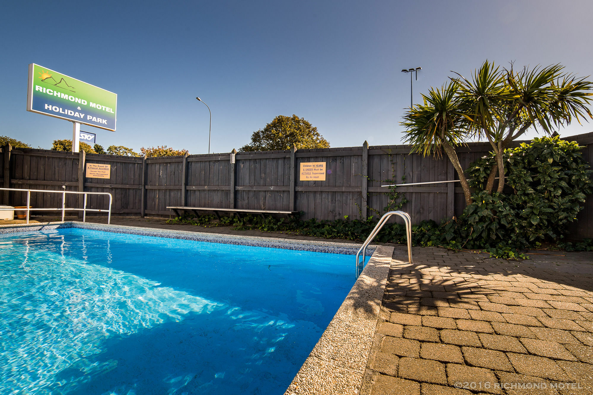 Richmond Motel And Holiday Park Buitenkant foto